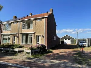 Twee-onder-één-kap te koop: Kwadijk 70, Kwadijk
