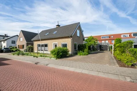 Detached house for sale: Kwaklaan 47, Vliettuinen Wateringen