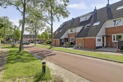 Tussenwoning te koop: Kwartelweide 11, Weiden Houten