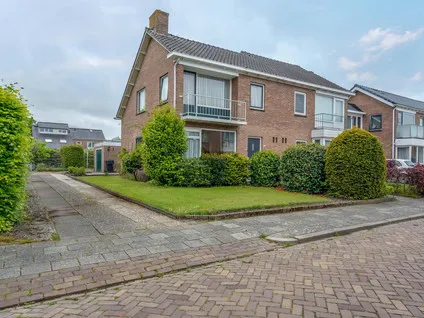 Hoekwoning te koop: Kymmellstraat 10, Roden Roden