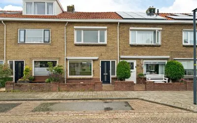 Tussenwoning te koop: L. Huismanstraat 6, Kampen-Zuid Kampen