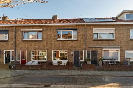 Tussenwoning te koop: L. Huismanstraat 30, Kampen