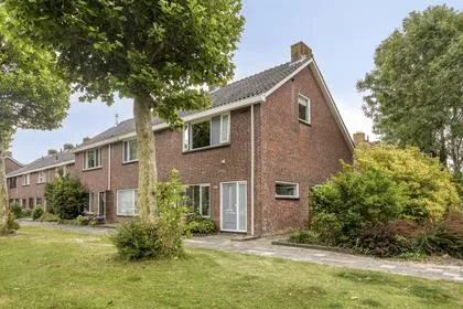 Hoekwoning te koop: La Reinelaan 109, Plan Zuid Bovenkarspel