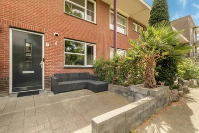 Tussenwoning te koop: La Traviataplantsoen 7, Nieuw-Vennep Getsewoud Noord Nieuw-Vennep