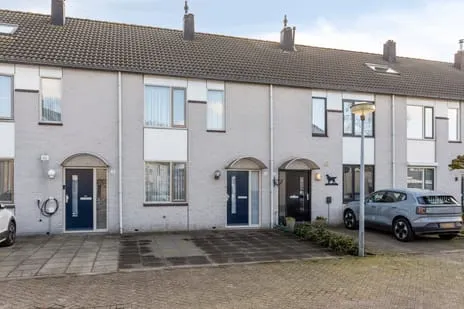 Tussenwoning te koop: La Courtinehof 12, Achtse Barrier-Gunterslaer Eindhoven