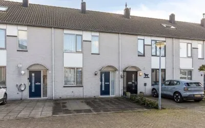 Tussenwoning te koop: La Courtinehof 12, Achtse Barrier-Gunterslaer Eindhoven