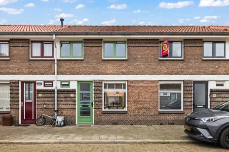 Tussenwoning te koop: La Croixstraat 8, Prins Bernhardplein en omgeving Utrecht