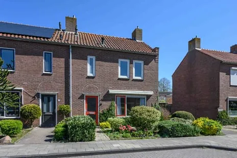 Hoekwoning te koop: Laagzijde 38, Marknesse-woonkern Marknesse