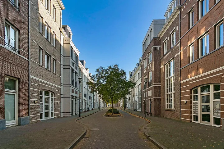 Appartement te huur: Laan door de Veste 90, De Veste Helmond