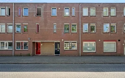 Terraced house for sale: Laan naar Emiclaer 26, Architectenbuurt-Oost Amersfoort