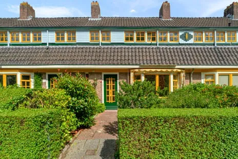 Tussenwoning te koop: Laan van Altena 14, Agnetaparkbuurt Delft