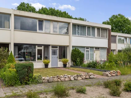Tussenwoning te koop: Laan van het Kinholt 84, Emmerhout Emmen