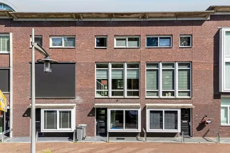 Tussenwoning te koop: Laan van Kernhem 211, De Bossen Ede