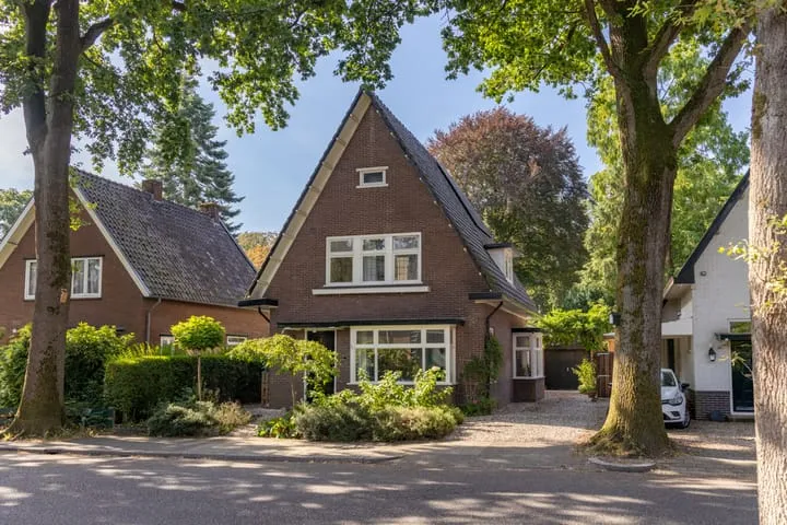 Vrijstaande woning te koop: Laan van Kerschoten 53, De Parken Apeldoorn