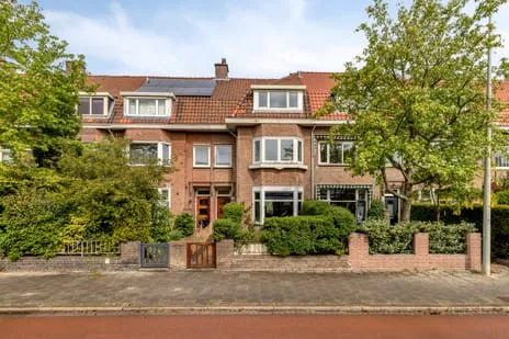 Tussenwoning te koop: Laan van Meerdervoort 571, Bloemenbuurt-Oost 'S-Gravenhage