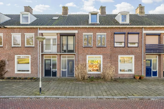 Tussenwoning te koop: Laan van Mertersem 82, Heuvel Breda