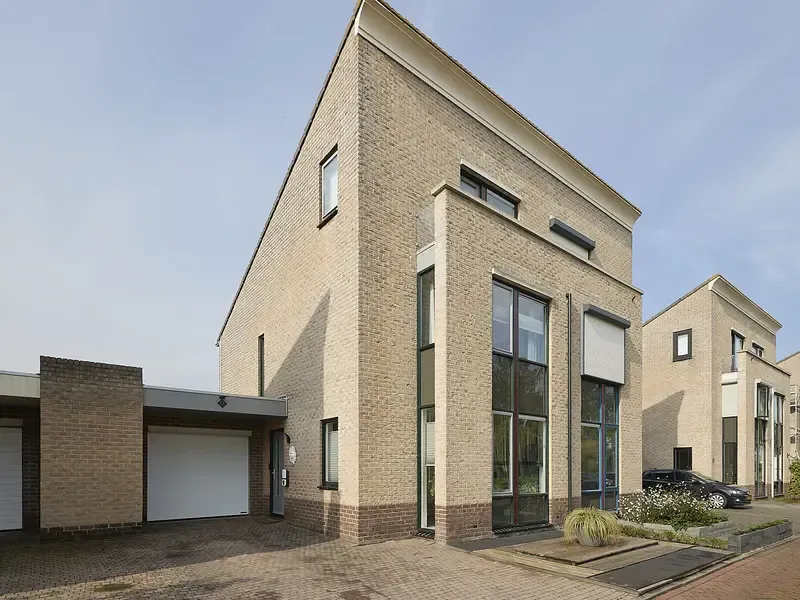 Twee-onder-één-kap te koop: Laan van Othene 33, Terneuzen