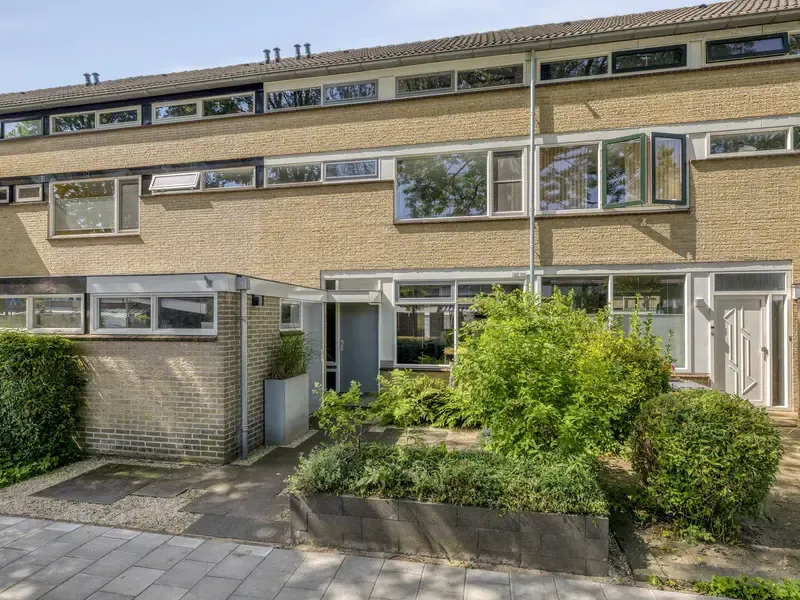 Tussenwoning te koop: Laan van Rapijnen 5, Linschoten