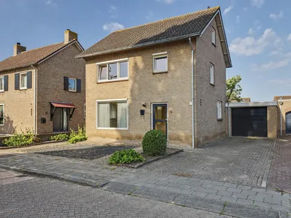 Vrijstaande woning te koop: Laan van Ravenschot 4, Waspik beneden Waspik