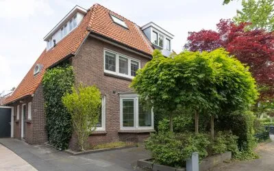 Twee-onder-één-kap te koop: Laan van Rozenburg 16, Zandvoortselaan en Berkenrode en omgeving Heemstede