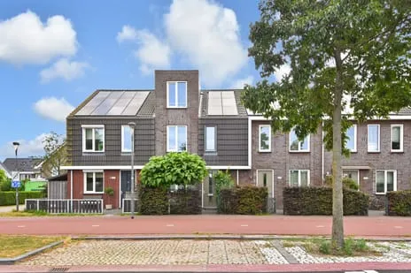Tussenwoning te koop: Laan van Sion 381, Sion Rijswijk (Zh)