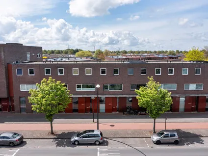 Tussenwoning te koop: Laan van Wateringse Veld 1571, Zonne Veld 'S-Gravenhage