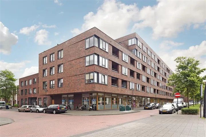 Apartment for rent: Laan van Wateringse Veld 772, Hoge Veld 'S-Gravenhage