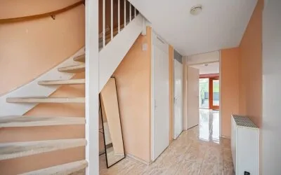 Tussenwoning te koop: Laan der V.O.C. 296, Almere