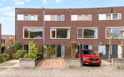 Tussenwoning te koop: Laan der Zeven Linden 127, Emerald Centrum Delfgauw