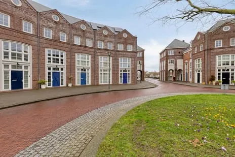 Tussenwoning te koop: Laan door de Veste 14, De Veste Helmond