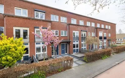 Tussenwoning te koop: Laan van Avant-Garde 118, Nesselande Rotterdam