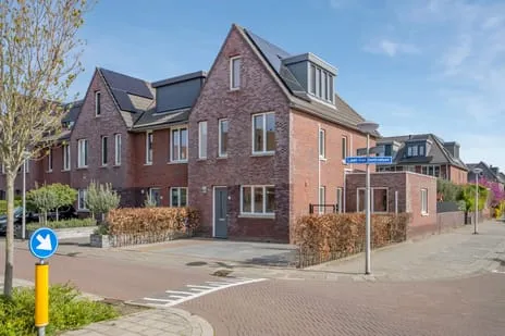 Hoekwoning te koop: Laan van Bentvelsen 2, Hoornse Hof Delft