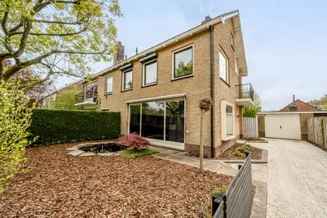 Twee-onder-één-kap te koop: Laan van Moerkerken 62, Mijnsheerenland Woonkern Mijnsheerenland