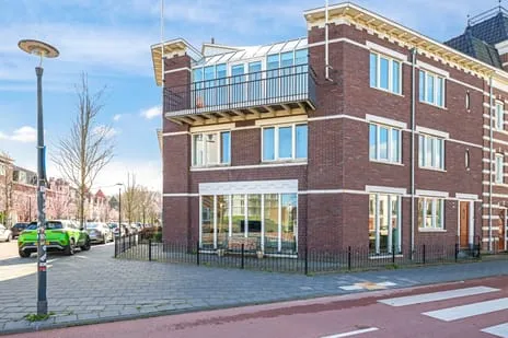 Tussenwoning te koop: Laan van Oost-Indië 315, Haven- en industrieterrein Nijmegen