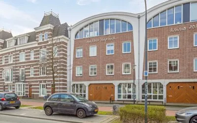 Tussenwoning te koop: Laan van Oost-Indië 327, Haven- en industrieterrein Nijmegen