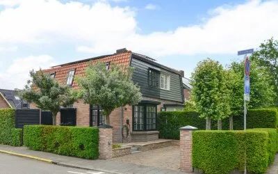 Twee-onder-één-kap te koop: Laarderweg 56, Noordbuurt Eemnes