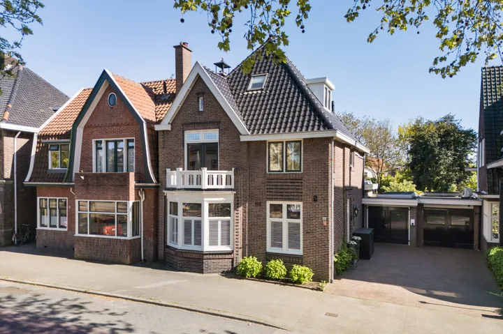 Twee-onder-één-kap te koop: Laaressingel 10, De Laares Enschede