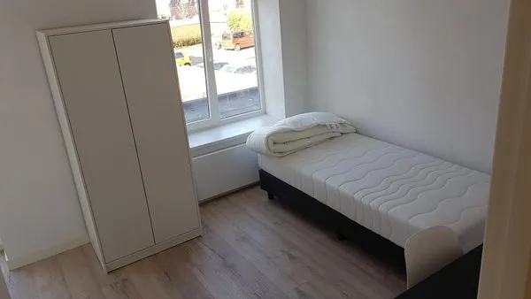 Woning: Laaresstraat in Enschede