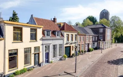 Tussenwoning te koop: Laarstraat 109, Laarstraat en omgeving Zutphen