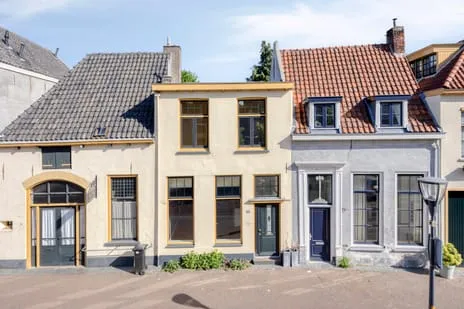 Tussenwoning te koop: Laarstraat 109, Laarstraat en omgeving Zutphen