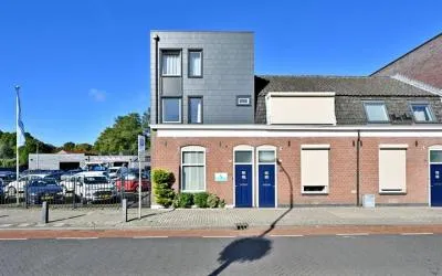 Woning te koop: Laarstraat 59, Staatsliedenbuurt Oost Tilburg