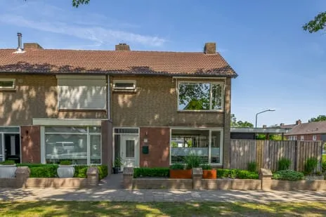 Hoekwoning te koop: Laarweg 20, Aarle-Rixtel Aarle-Rixtel