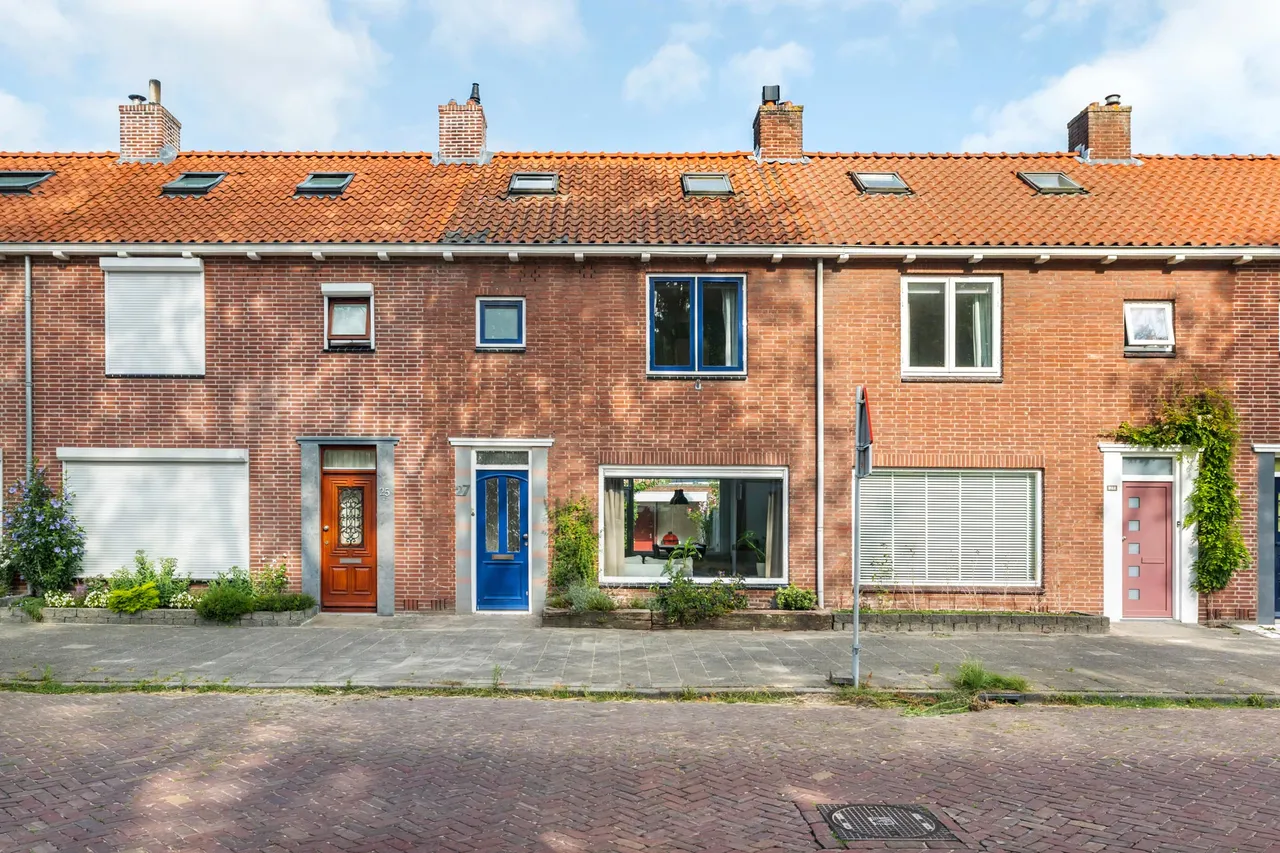 Tussenwoning te koop: Lachappellestraat 27, Breda