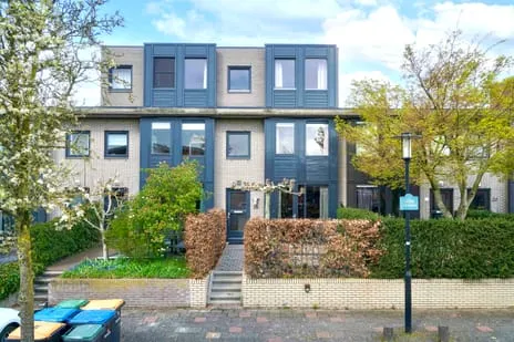 Tussenwoning te koop: Lage Geeren 26, De Brinken Hoogland