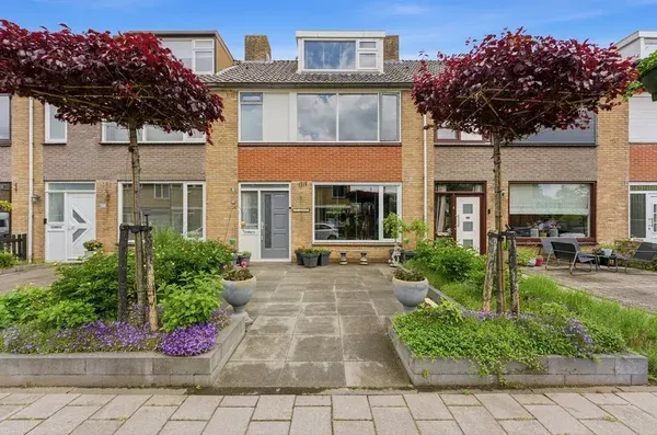 Tussenwoning te koop: Lage Nes 8, Dorp-Zuidoost Heerjansdam
