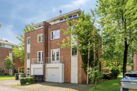 Twee-onder-één-kap te koop: Lage Riem 30, Melkweide Heteren