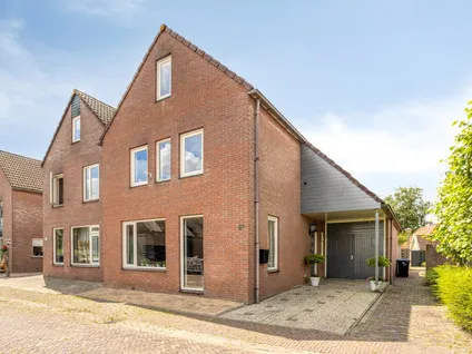 Twee-onder-één-kap te koop: Lage Wal 3A, Blokzijl Blokzijl