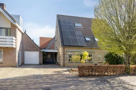 Tussenwoning te koop: Lage Hoef 3, Herpt Herpt