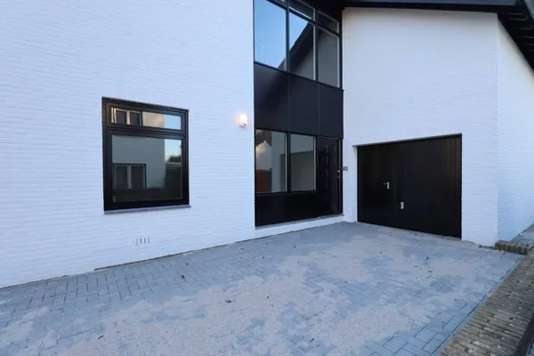 Woning te huur: Lage Kanaaldijk, Villapark Maastricht