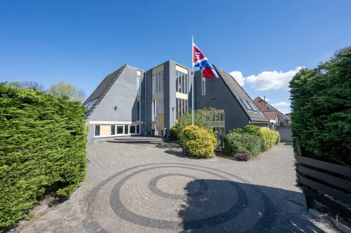 Vrijstaande woning te koop: Lagedijk 51, Spaarndam Spaarndam